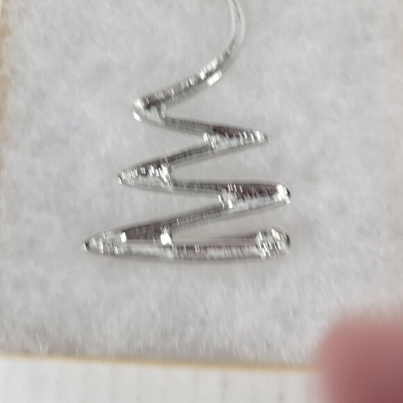 Silver Abstract Classic Metallic Sophisticated Workwear Artistic Retro Brooch - Picture 2 of 3